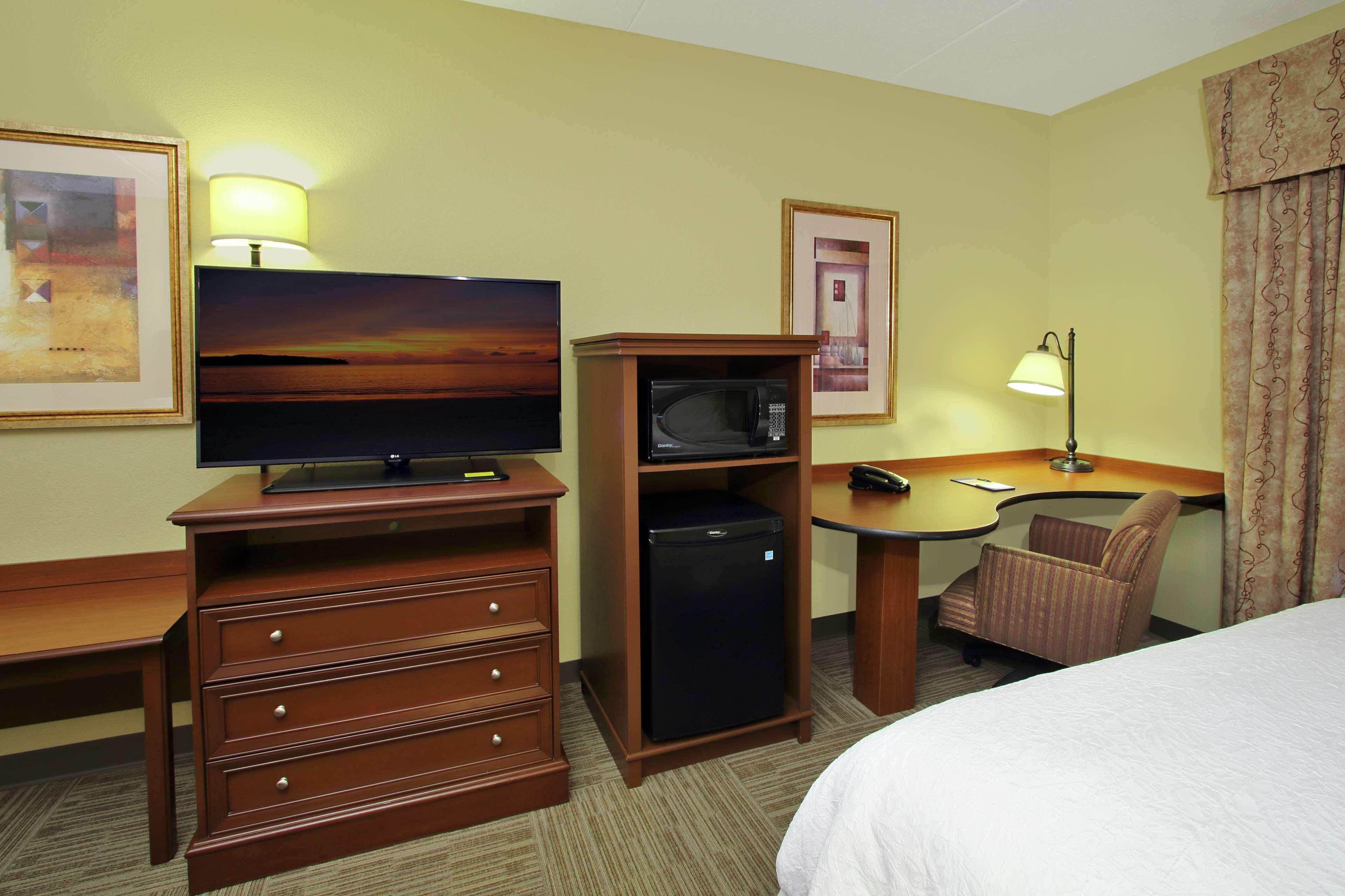 Hampton Inn & Suites Мюррей Экстерьер фото