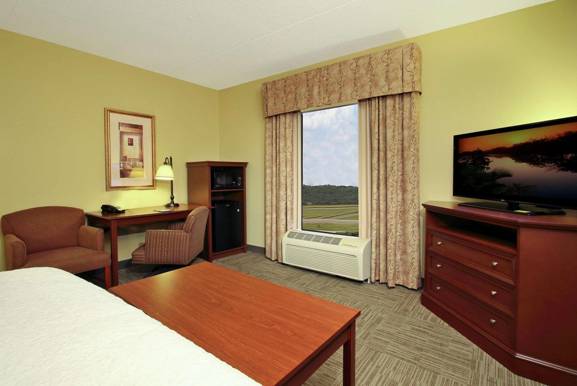 Hampton Inn & Suites Мюррей Экстерьер фото
