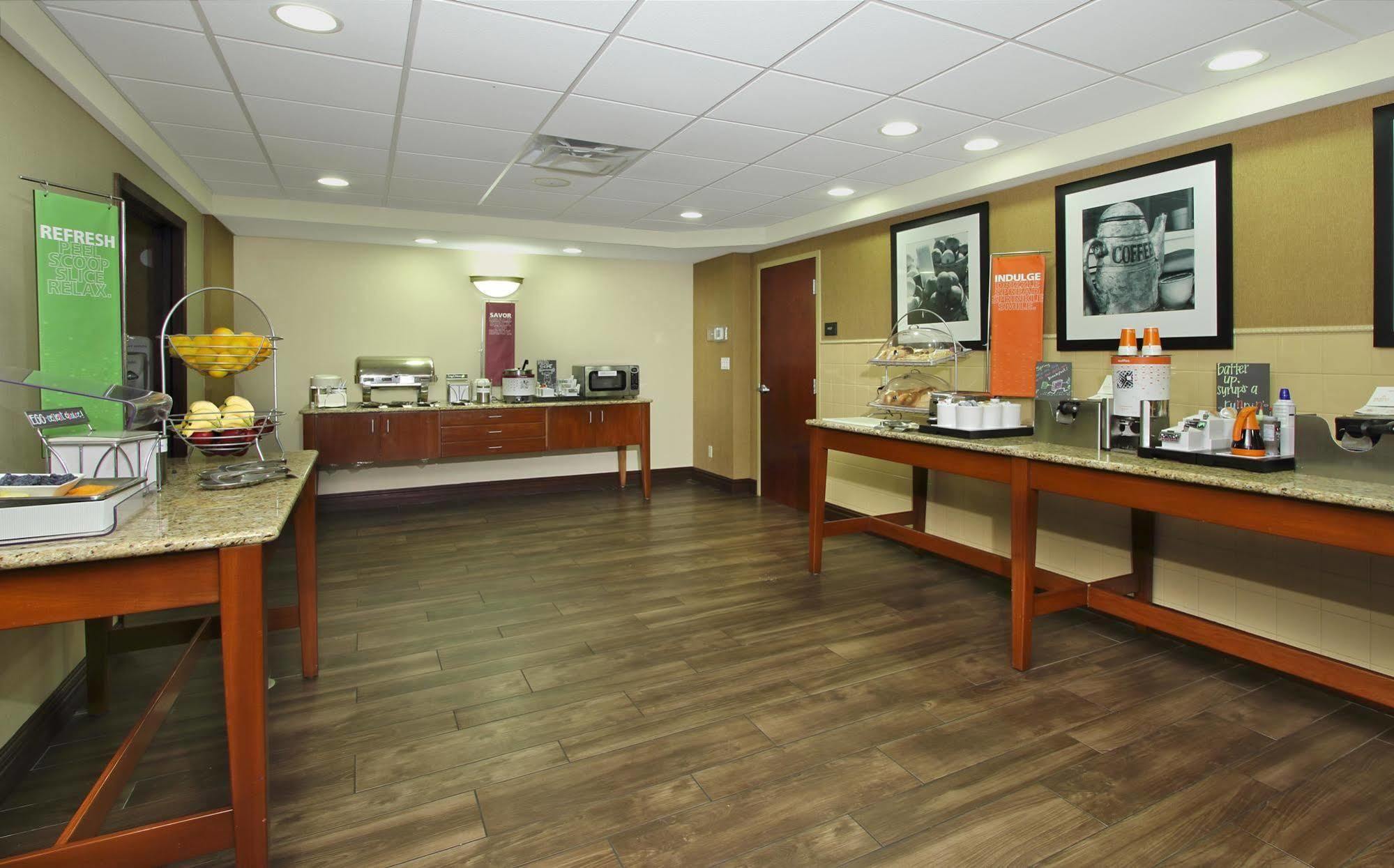 Hampton Inn & Suites Мюррей Экстерьер фото