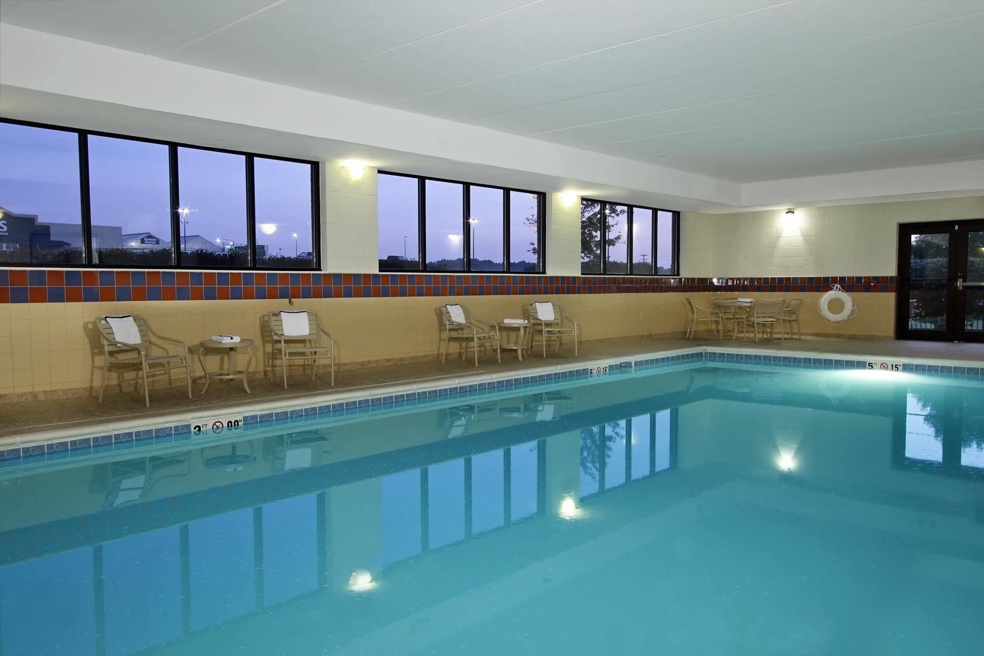 Hampton Inn & Suites Мюррей Экстерьер фото